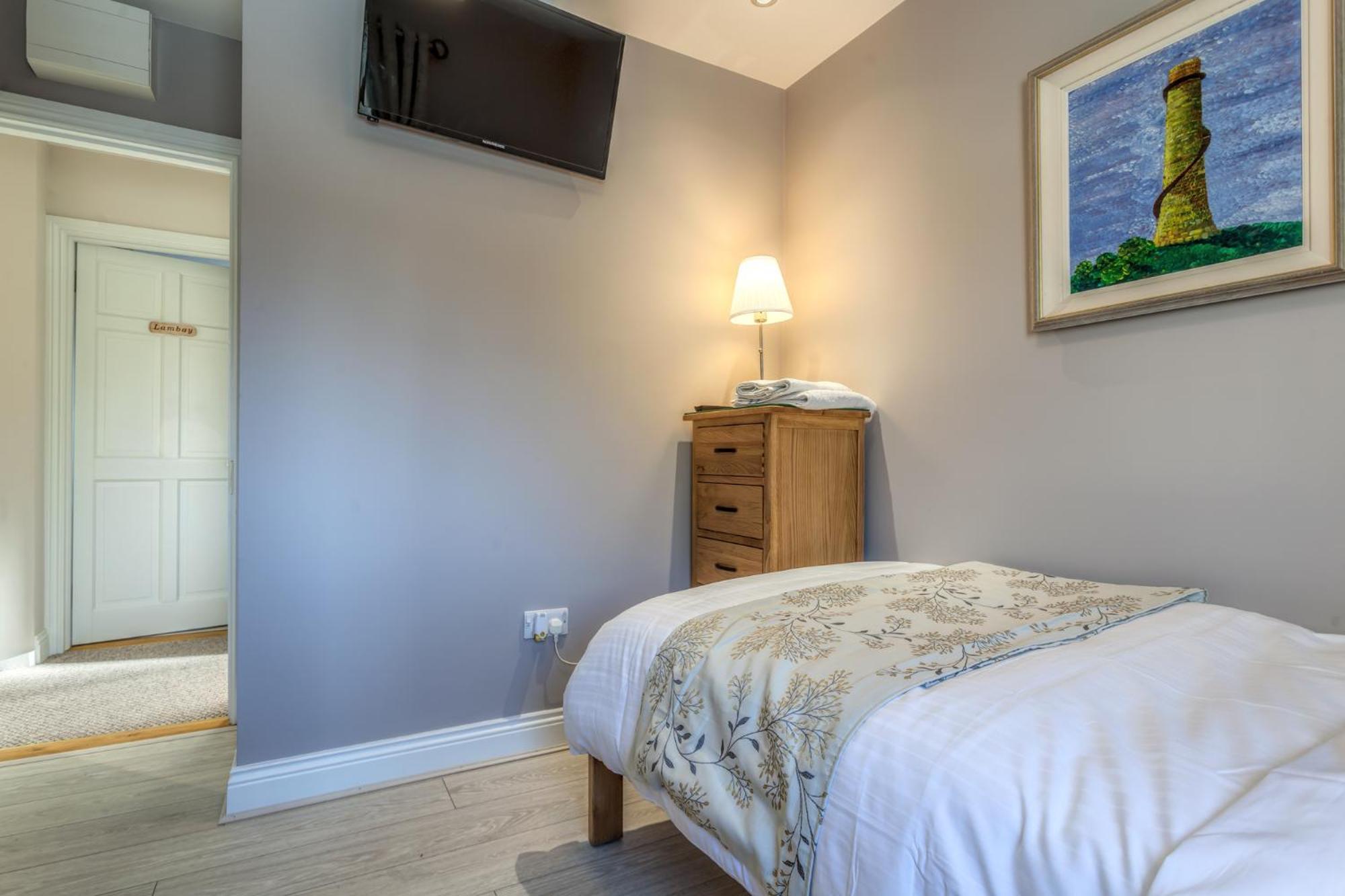 Tintawn House Hotel Сандифорд Екстериор снимка