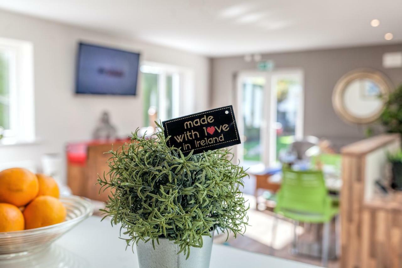 Tintawn House Hotel Сандифорд Екстериор снимка